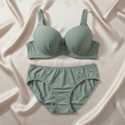 Bra & Underwear Set – Comfort & Style
